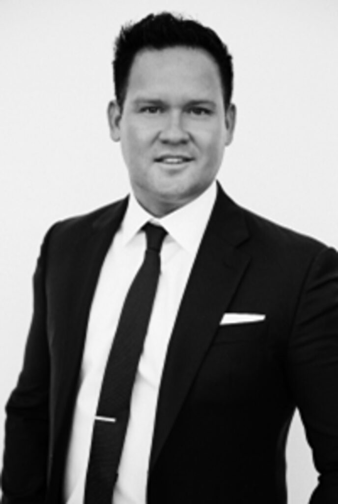 Joshua J Silv
